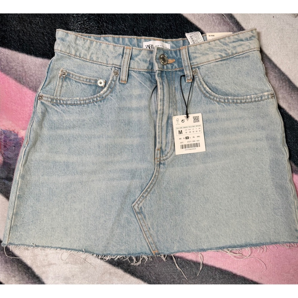 Zara Womens Hi-Rise Denim Mini Skirt Light Wash Blue Raw Hem Size M 28 8727/096